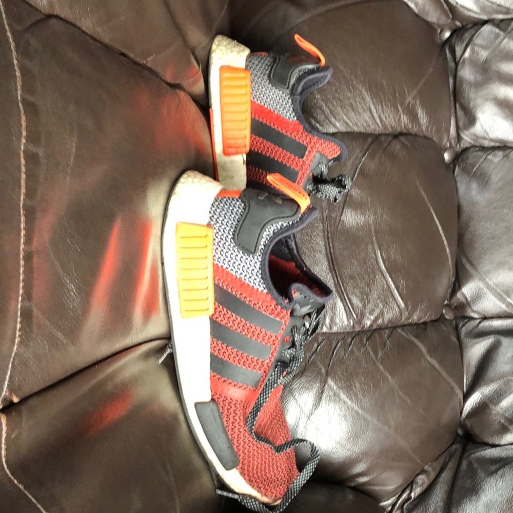 Adidas NMD R1 flush red